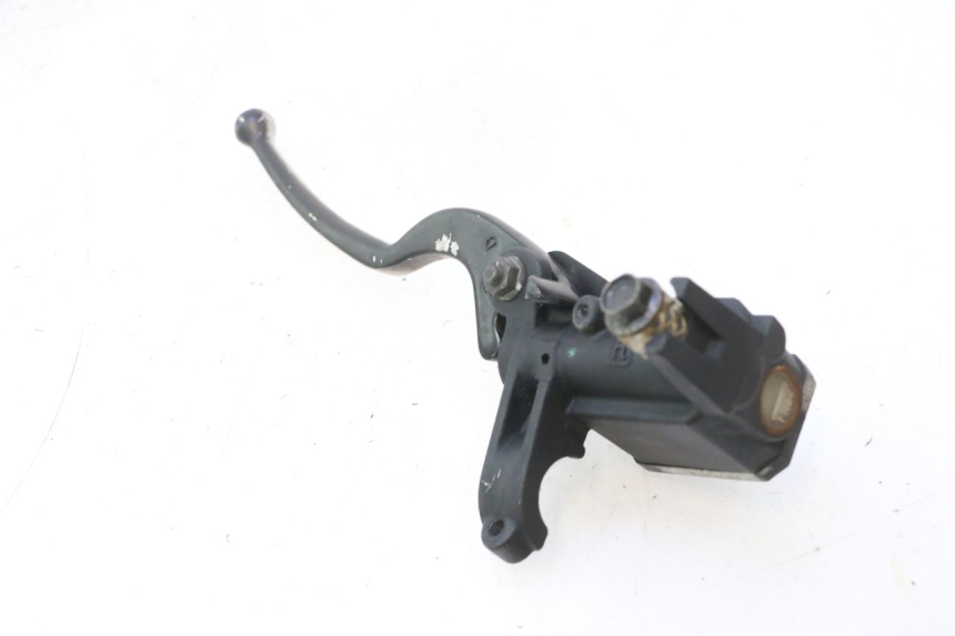 photo de VOORREM HOOFDREMSILINDER YAMAHA XMAX X-MAX 125 (2006 - 2009) - Detail van het onderdeel