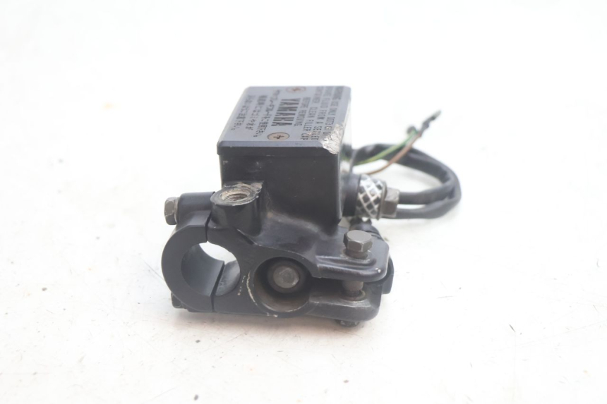 photo de VOORSTE HOOFDREMMEESTER YAMAHA XV VIRAGO 535 (1988 - 2004) - Bevestigingspunten