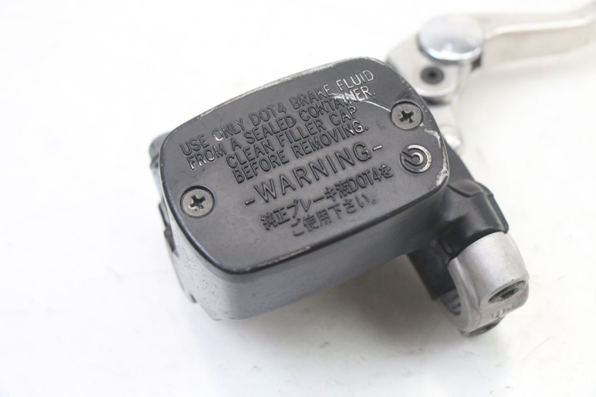 photo de VOORREM HOOFDREMSILINDER YAMAHA YP T-MAX TMAX 530 (2017 - 2020) - Detail van het onderdeel