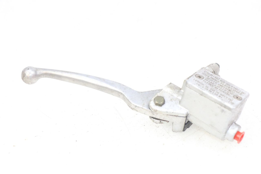 photo de VOORREM HOOFDREMSILINDER YIYING YY50QT-10 50 (2007 - 2022) - Hoofdaanzicht