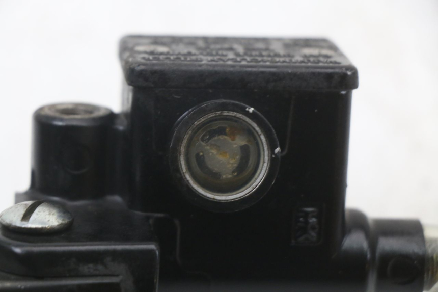 photo de VOORREMHOOFDREMSILINDER PIAGGIO ZIP 2T 50 (2009 - 2019) - Staat van het oppervlak