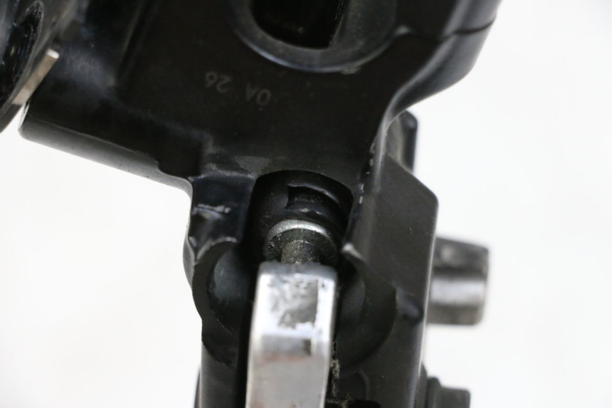 photo de KOPPELINGHOOFDREMSILINDER YAMAHA FJR ABS 1300 (2006 - 2012) - Detail van het onderdeel