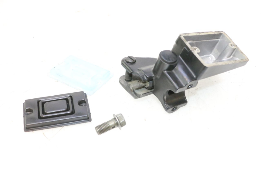 photo de KOPPELINGSHOOFDREMMER YAMAHA FJR 1300 (2001 - 2005) - Kenmerkende details