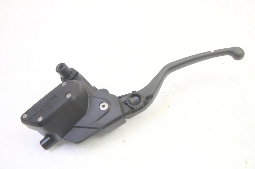 photo de KOPPELINGHOOFDREMSILINDER BMW R GS 1250 (2021 - 2024) - Technische close-up