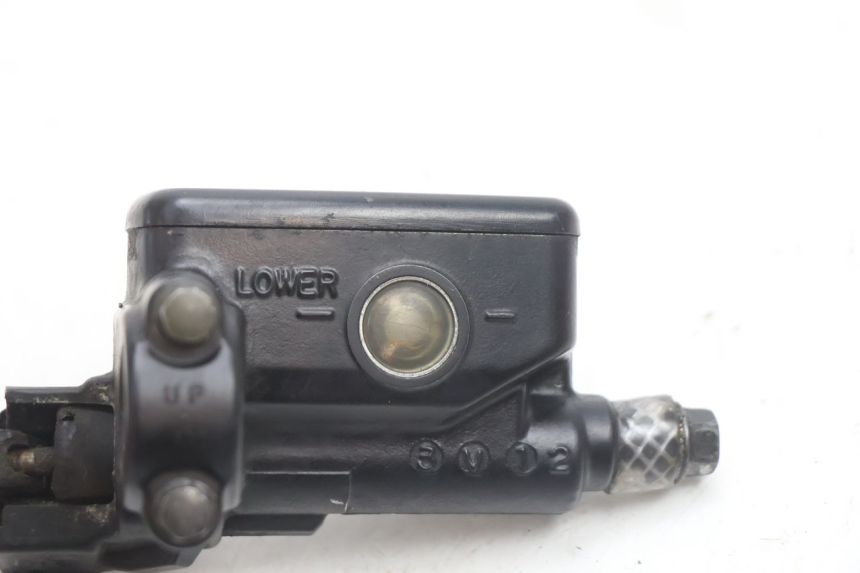photo de KOPPELING HOOFDREMMEER HONDA ST PAN EUROPEAN 1100 (1990 - 2002) - Bevestigingspunten