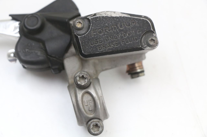 photo de KOPPELINGHOOFDREMSILINDER KTM SX 85 (2013 - 2017) - Technische close-up