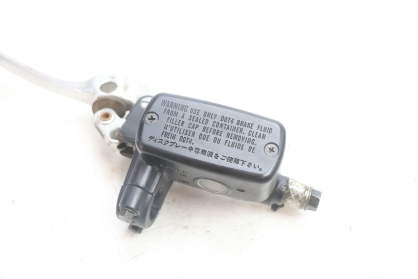 photo de KOPPELINGHOOFDREMSILINDER HONDA VFR FI RC46 800 (1998 - 2001) - Zoom op gebruiksstaat