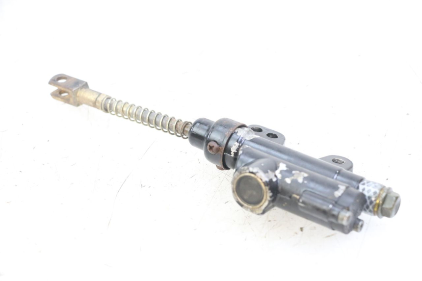 photo de ACHTERREM HOOFDREMSILINDER APOLLO RFZ 125 - Andere kijkhoek