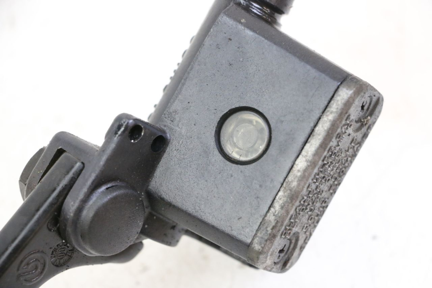 photo de ACHTERREM HOOFDREMSILINDER BMW C1 125 (2000 - 2003) - Zoom op gebruiksstaat