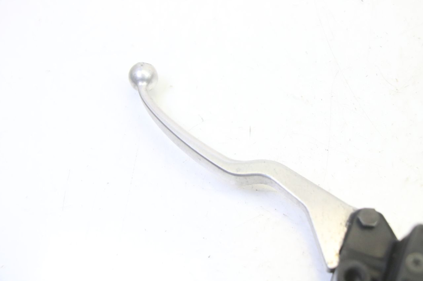 photo de ACHTERREM HOOFDREMSILINDER SUZUKI BURGMAN 125 (2007 - 2014) - Detail van het onderdeel