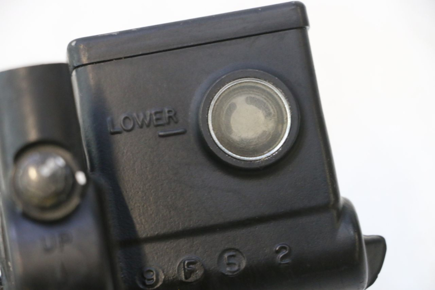 photo de ACHTERREM HOOFDREMSILINDER SUZUKI BURGMAN 125 (2007 - 2014) - Detail van het onderdeel