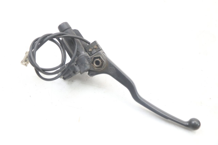 photo de ACHTERREM HOOFDREMSILINDER BMW C1 125 (2000 - 2003) - Bevestigingspunten