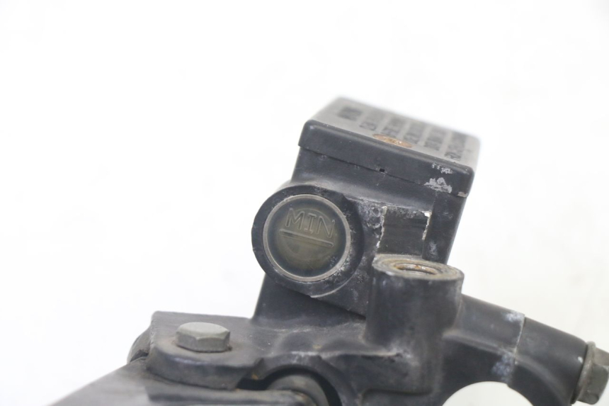 photo de ACHTERREM HOOFDREMSILINDER PEUGEOT CITYSTAR 50 (2013 - 2017) - Overzicht