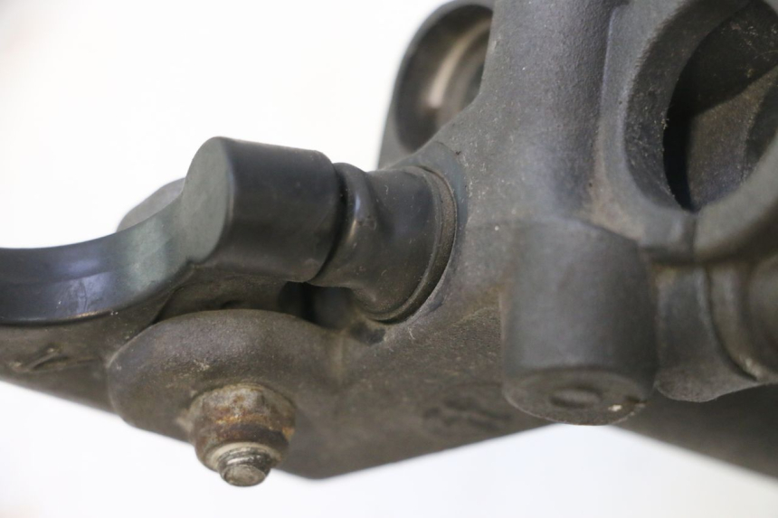 photo de ACHTERREM HOOFDREMSILINDER PEUGEOT ELYSTAR 50 (2002 - 2014) - Andere kijkhoek
