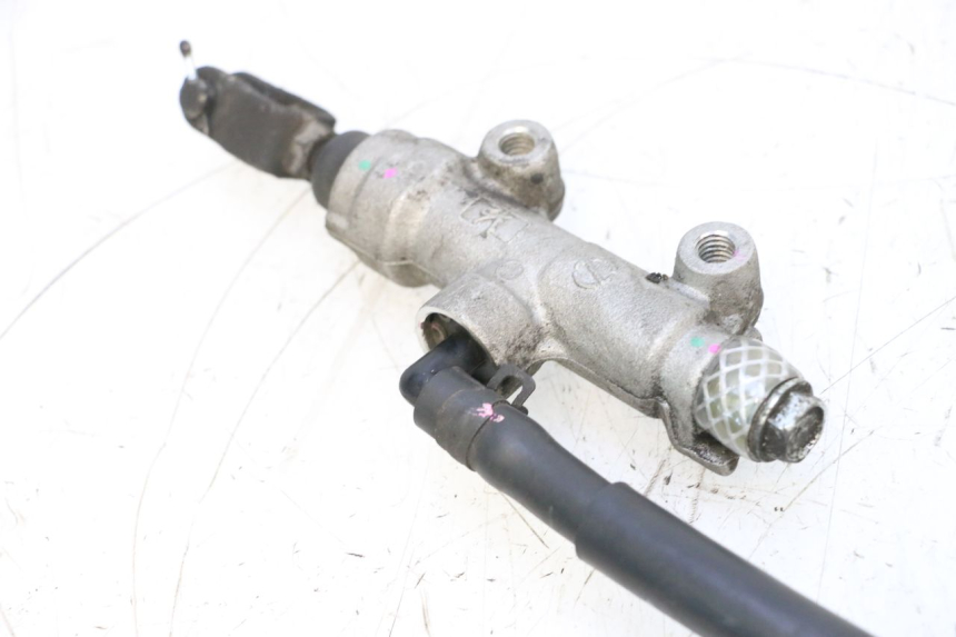 photo de ACHTERREM HOOFDREMSILINDER KAWASAKI ER-6 ER6 F ABS 650 (2012 - 2016) - Andere kijkhoek
