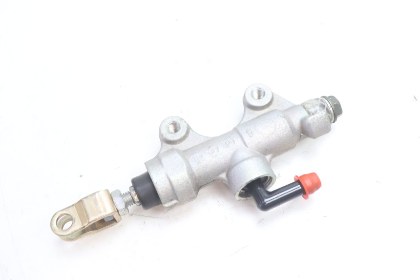photo de ACHTERREM HOOFDREMSILINDER KAWASAKI ER-6 ER6 N 650 (2005 - 2009) - Detail van het onderdeel