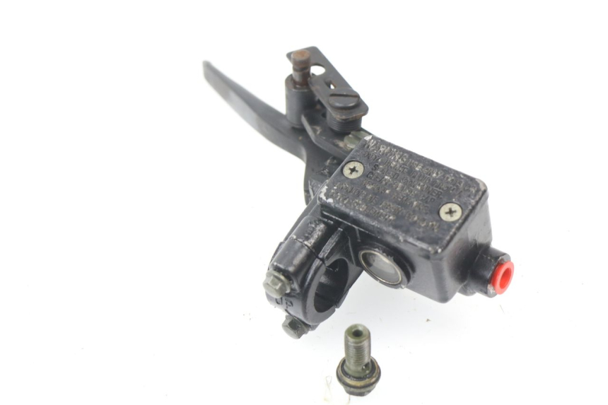 photo de ACHTERREM HOOFDREMSILINDER TNT MOTOR FASTINO 4T 50 (2013 - 2019) - Zoom op gebruiksstaat