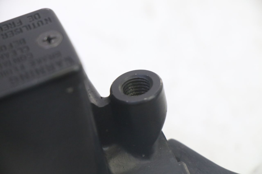 photo de ACHTERREM HOOFDREMSILINDER HONDA FES S-WING SWING ABS 125 (2007 - 2015) - Andere kijkhoek