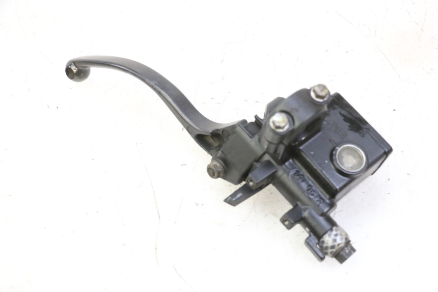 photo de ACHTERREM HOOFDREMSILINDER HONDA FES S-WING SWING ABS 125 (2007 - 2015) - Andere kijkhoek