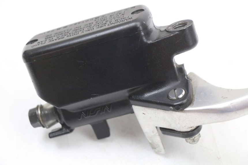 photo de ACHTERREM HOOFDREMSILINDER HONDA FJS SILVER WING SILVERWING 400 (2005 - 2008) - Technische close-up