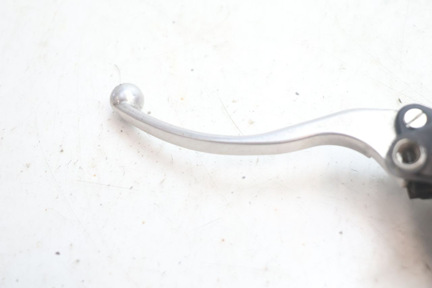 photo de ACHTERREM HOOFDREMSILINDER HONDA FJS SILVER WING SILVERWING 400 (2005 - 2008) - Detail van het onderdeel