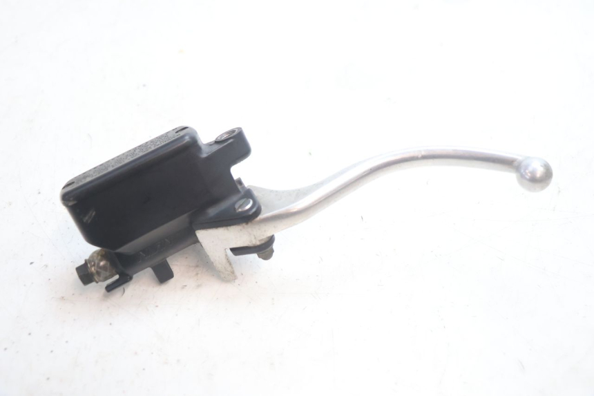 photo de ACHTERREM HOOFDREMSILINDER HONDA FJS SILVER WING SILVERWING 400 (2005 - 2008) - Overzicht