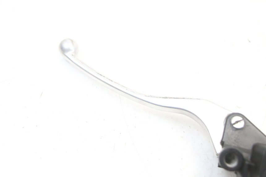 photo de ACHTERREM HOOFDREMSILINDER HONDA FORZA 125 (2021 - 2025) - Technische close-up