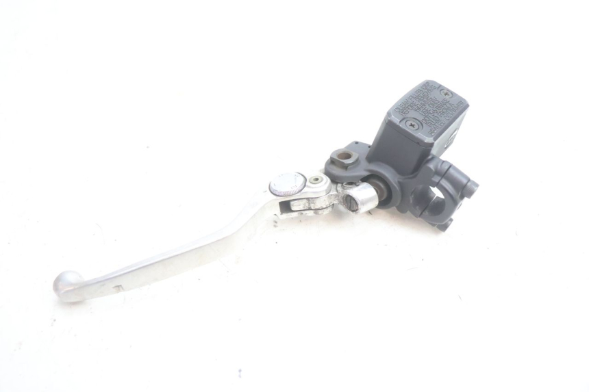 photo de ACHTERREM HOOFDREMSILINDER GILERA GP 800 (2007 - 2013) - Technische close-up