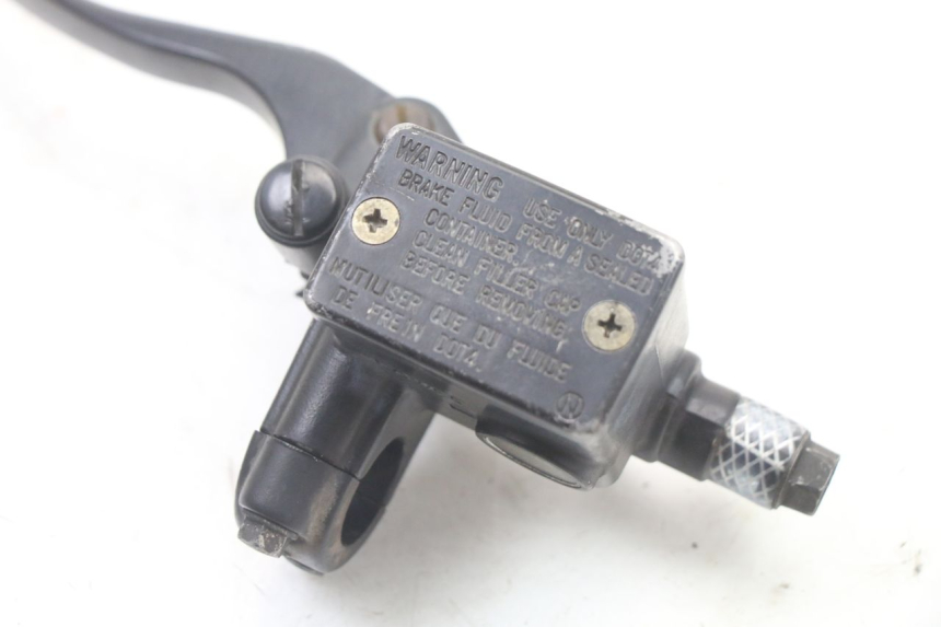 photo de ACHTERREM HOOFDREMSILINDER HONDA FES S-WING SWING ABS 125 (2007 - 2015) - Zoom op gebruiksstaat