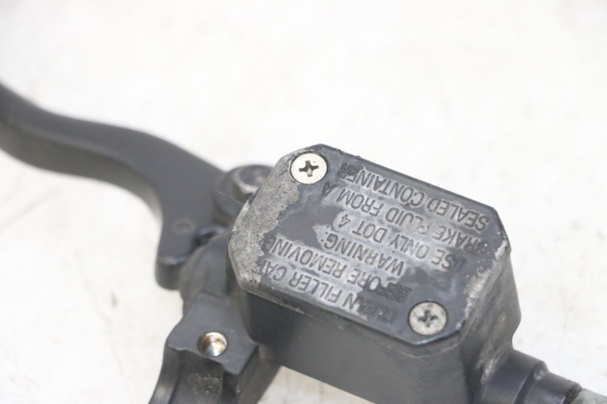 photo de ACHTERREM HOOFDREMSILINDER PIAGGIO IE MP3 YOURBAN 300 (2011 - 2016) - Technische close-up