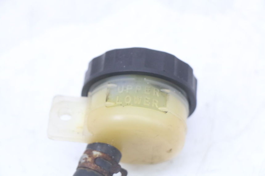 photo de ACHTERREM HOOFDREMSILINDER KAWASAKI GTR 1000 (1994 - 2004) - Zoom op gebruiksstaat