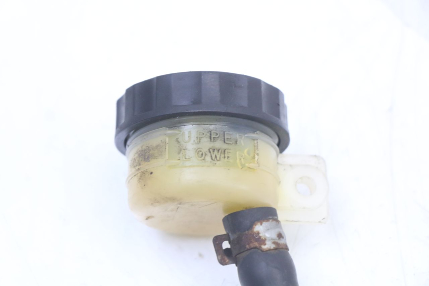 photo de ACHTERREM HOOFDREMSILINDER KAWASAKI GTR 1000 (1994 - 2004) - Technische close-up