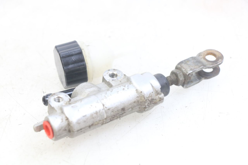 photo de ACHTERREM HOOFDREMSILINDER KAWASAKI KX 85 (2001 - 2013) - Overzicht