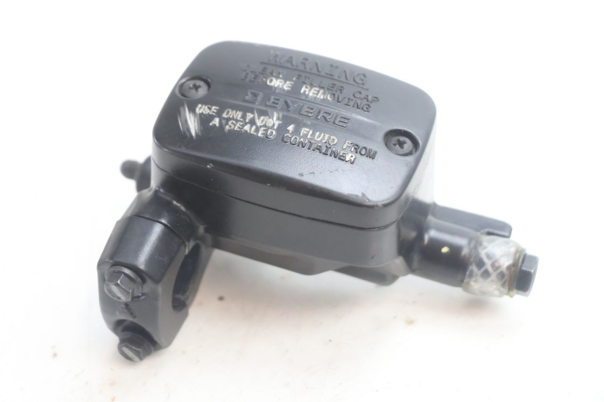 photo de ACHTERREM HOOFDREMMEESTER PIAGGIO MP3 HPE 530 (2022 - 2026) - Hoofdaanzicht