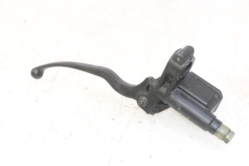 photo de ACHTERREM HOOFDREMSILINDER PIAGGIO MP3 LT 300 (2010 - 2016) - Andere kijkhoek