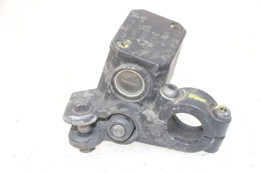 photo de ACHTERREM HOOFDREMSILINDER PIAGGIO MP3 LT 400 (2007 - 2012) - Technische close-up