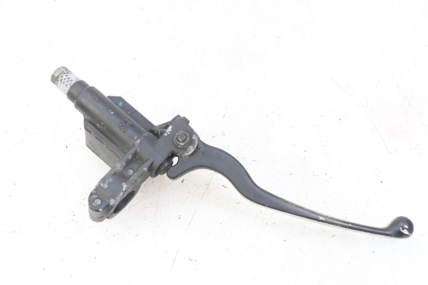 photo de ACHTERREM HOOFDREMSILINDER PIAGGIO MP3 LT 300 (2010 - 2016) - Technische close-up