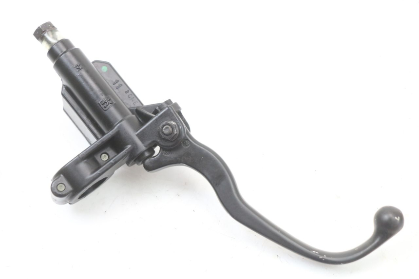 photo de ACHTERREM HOOFDREMSILINDER PIAGGIO MP3 500 (2011 - 2015) - Technische close-up