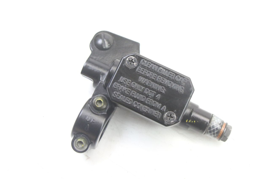 photo de ACHTERREM HOOFDREMSILINDER PIAGGIO MP3 500 (2014 - 2017) - Hoofdaanzicht