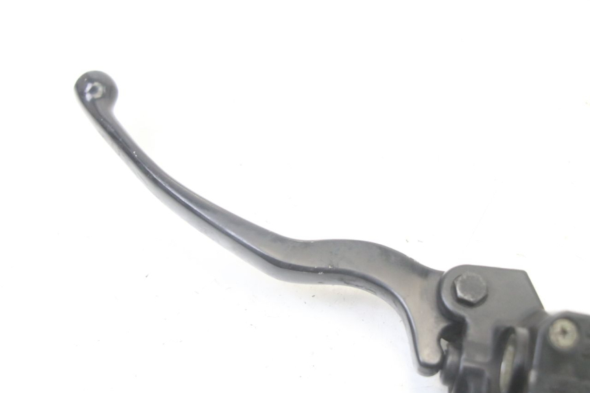 photo de ACHTERREM HOOFDREMSILINDER PIAGGIO MP3 500 (2011 - 2015) - Detail van het onderdeel