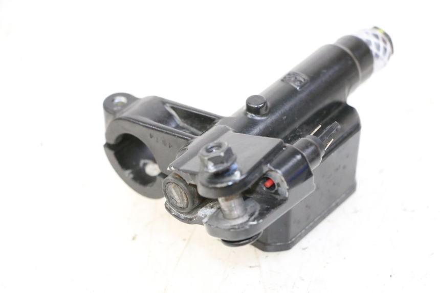 photo de ACHTERREM HOOFDREMSILINDER PIAGGIO MP3 500 (2014 - 2017) - Zoom op gebruiksstaat