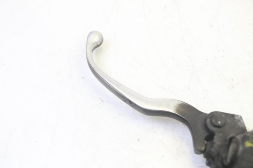 photo de ACHTERREM HOOFDREMSILINDER PIAGGIO MP3 RL 250 (2006 - 2010) - Detail van het onderdeel