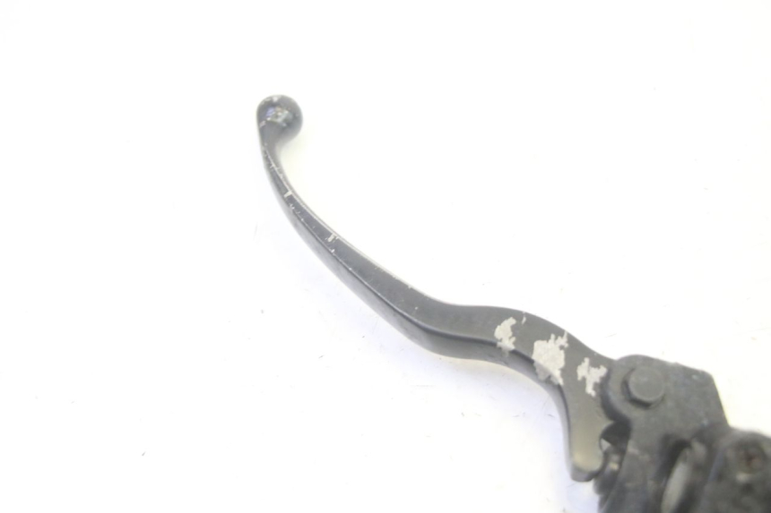 photo de ACHTERREM HOOFDREMSILINDER PIAGGIO MP3 RL 250 (2006 - 2010) - Detail van het onderdeel