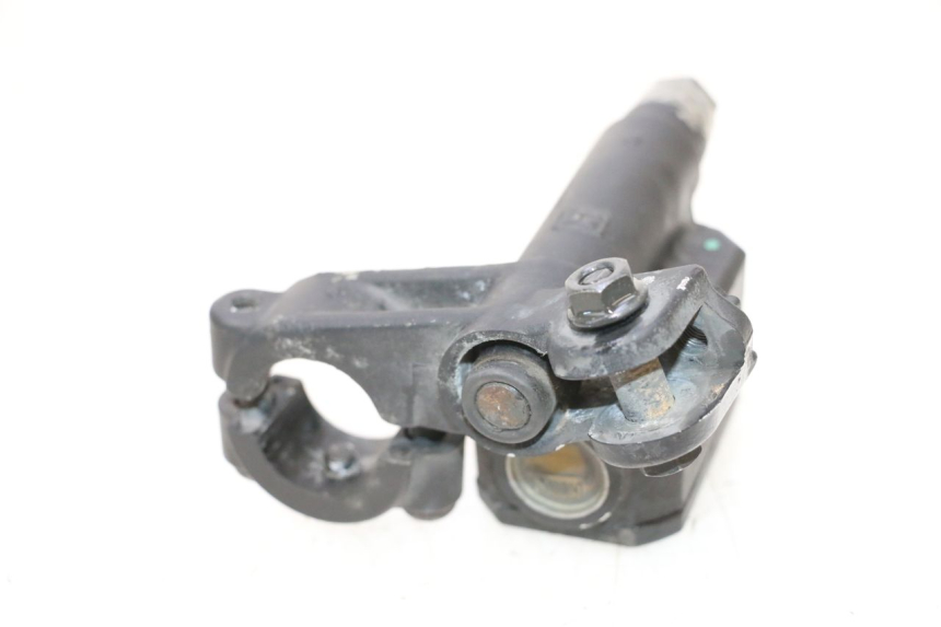 photo de ACHTERREM HOOFDREMSILINDER PIAGGIO MP3 RL 250 (2006 - 2010) - Detail van het onderdeel