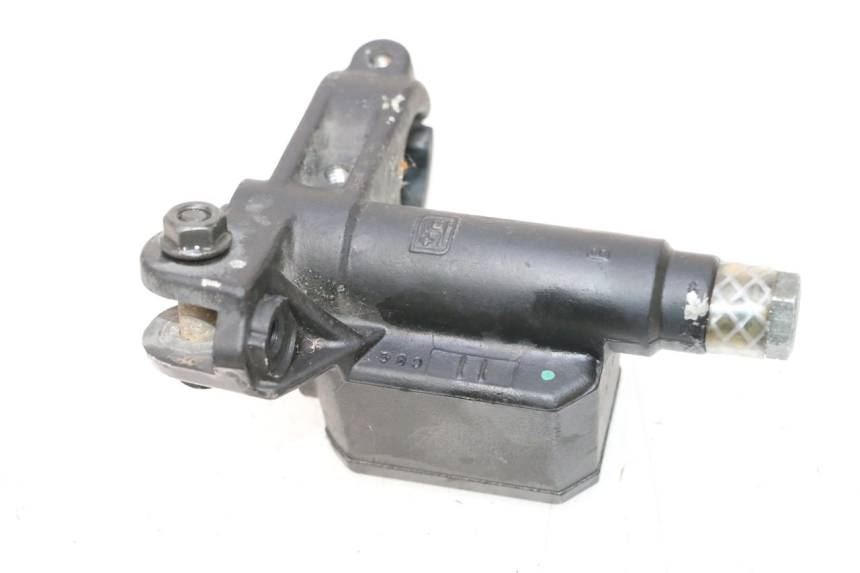 photo de ACHTERREM HOOFDREMSILINDER PIAGGIO MP3 RL 250 (2006 - 2010) - Zoom op gebruiksstaat
