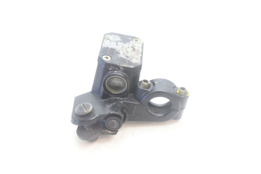 photo de ACHTERREM HOOFDREMSILINDER PIAGGIO MP3 500 (2016 - 2018) - Zoom op gebruiksstaat