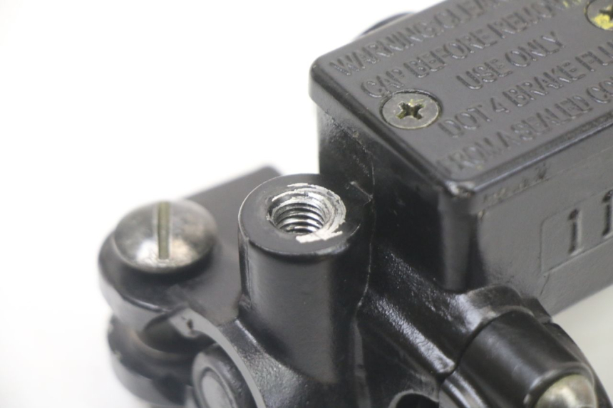 photo de ACHTERREM HOOFDREMSILINDER PIAGGIO NRG POWER PUREJET 50 (2018 - 2021) - Zoom op gebruiksstaat