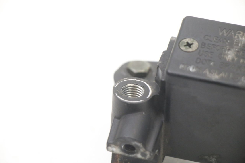 photo de ACHTERREM HOOFDREMSILINDER PEUGEOT CITYSTAR 2T 50 (2018 - 2021) - Zoom op gebruiksstaat