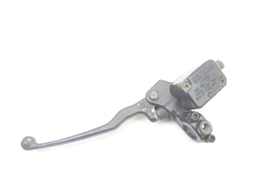 photo de ACHTERREM HOOFDREMSILINDER PIAGGIO BEVERLY 125 (1998 - 2005) - Hoofdaanzicht