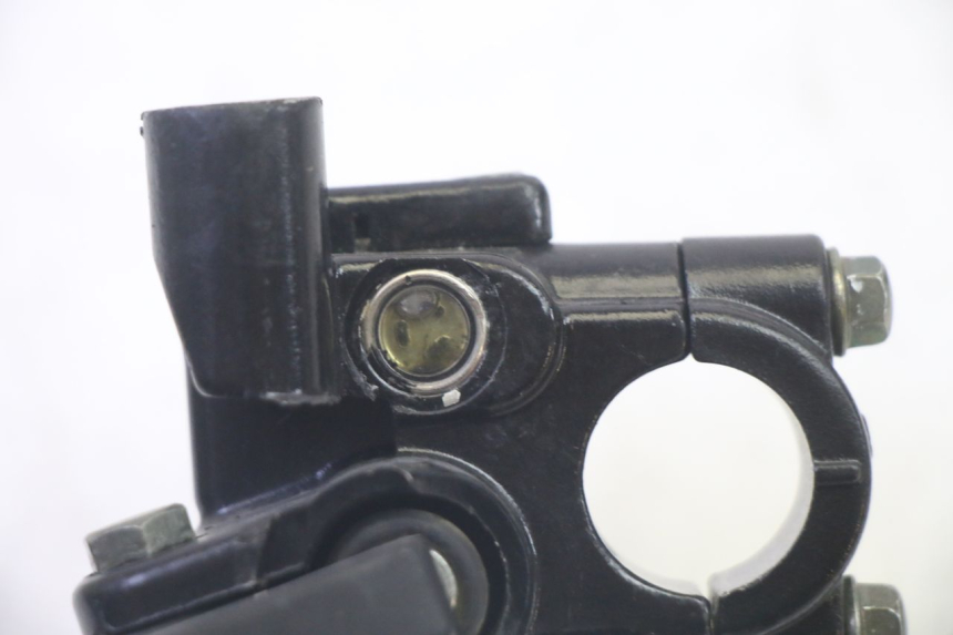 photo de ACHTERREM HOOFDREMSILINDER EFUN PUSA 1 - Overzicht